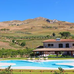 tenuta-lanza-il-mulino.sicilyhotelsitaly.net/